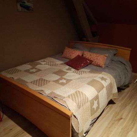 Un Petit Coin De Paradis Clairfontaine Екстер'єр фото
